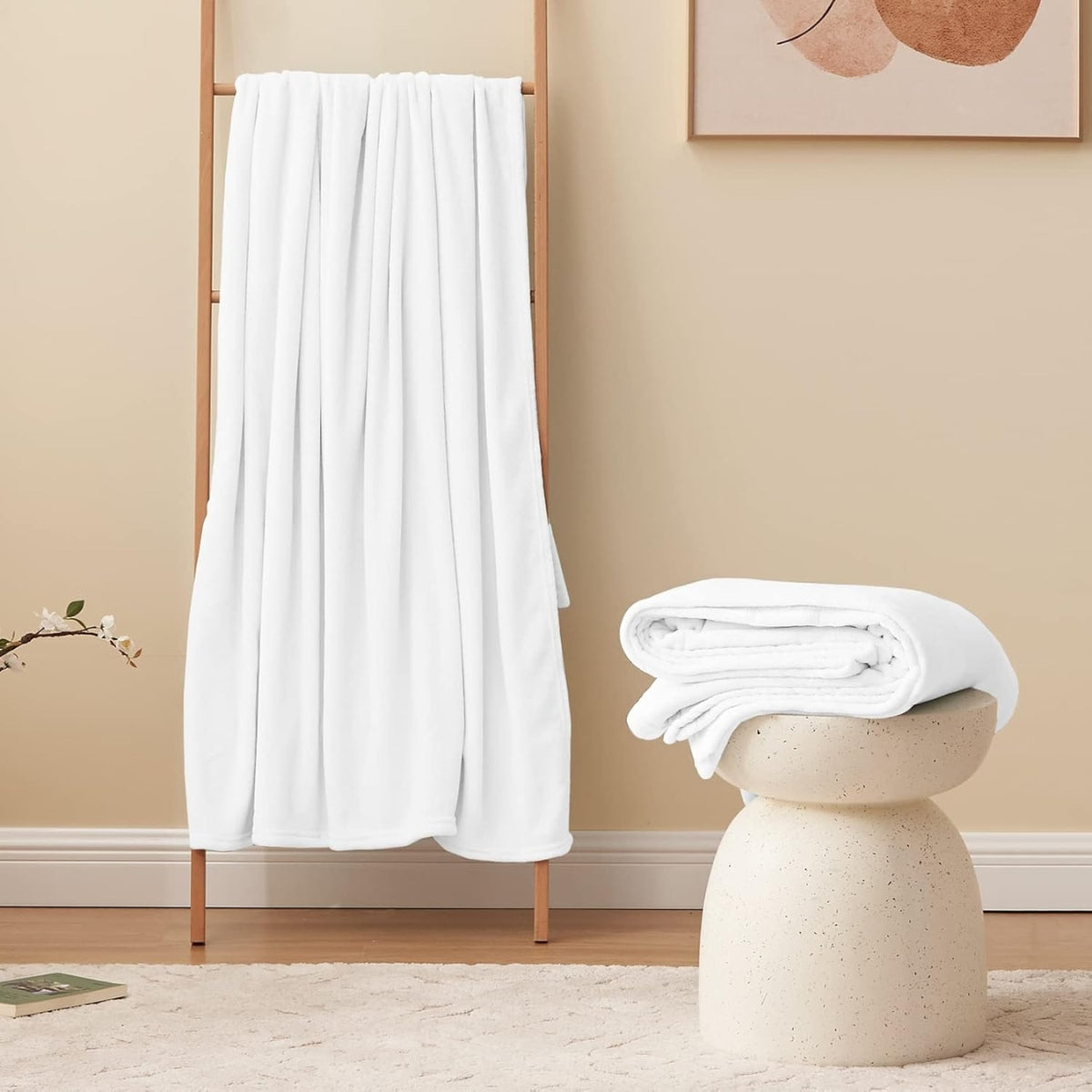 Plyšová deka Vømre - White Forest